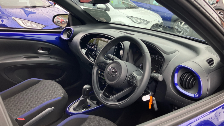 Toyota Aygo X 1.0 VVT-i Edge 5dr Auto Petrol Hatchback